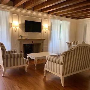 Appartement Cavour44 - Palazzo Canossa Verona