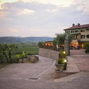 sporting-hotel-san-felice-illasi.hotelinveneto.com/