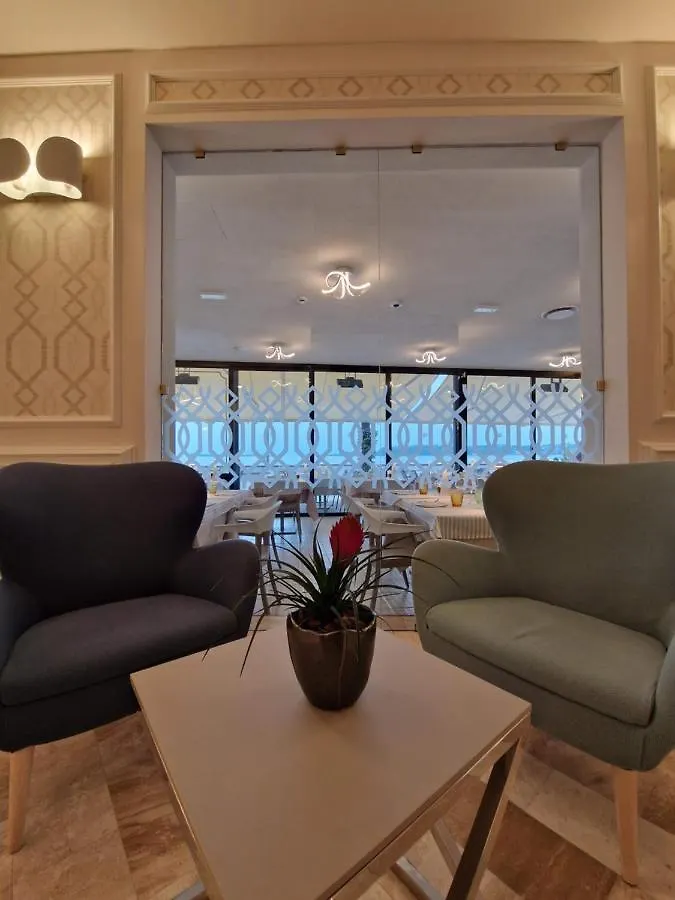 Hotel Du Lac Gardone Riviera