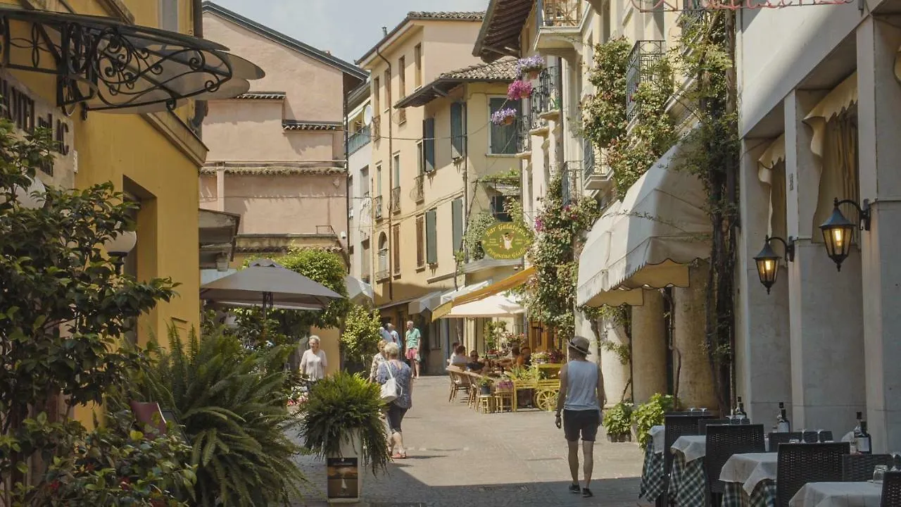 Hotel Du Lac Gardone Riviera