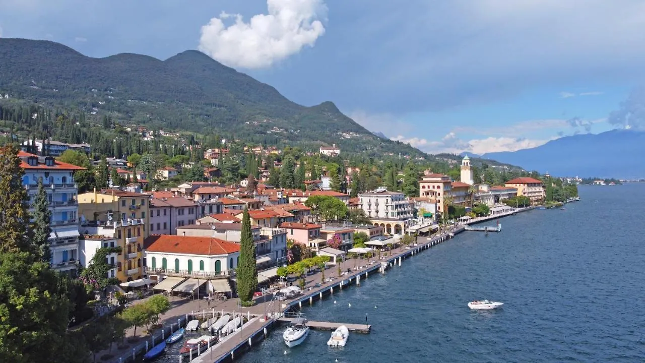 Hotel Du Lac Gardone Riviera Italy